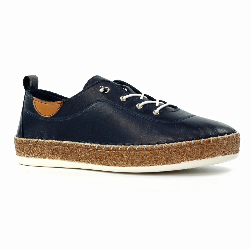 Lunar Evie Navy Lea. Plimsoll