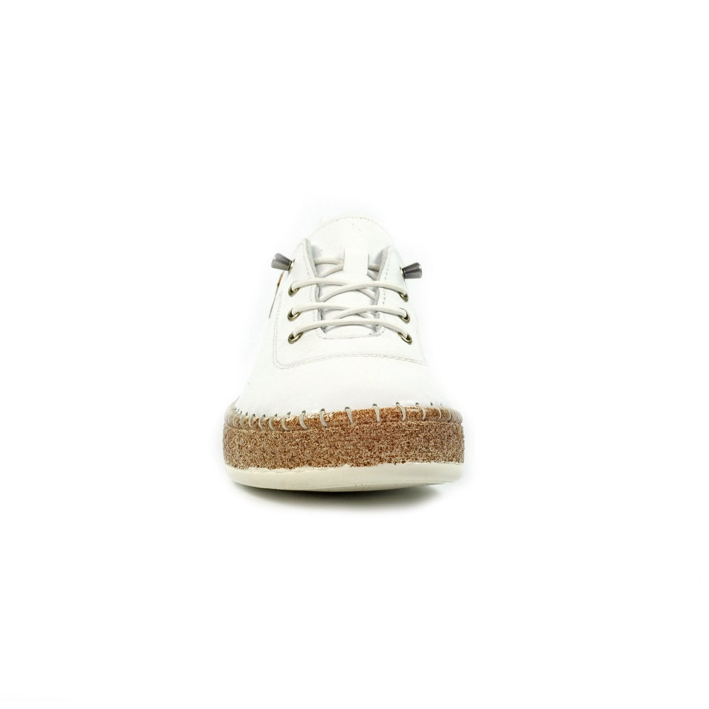 Lunar Evie White Lea. Plimsoll