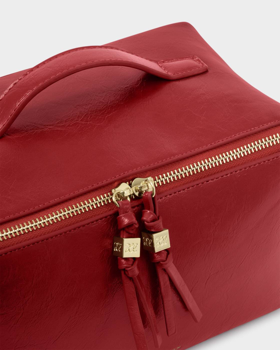 Katie Loxton Crimson Patent Crackle Soho Large Make Up & Wash Bag