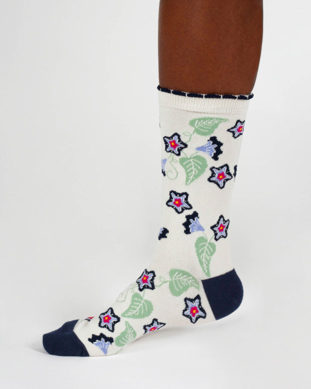 Thought Birth Flower Bamboo Socks Morning Glory 4-7