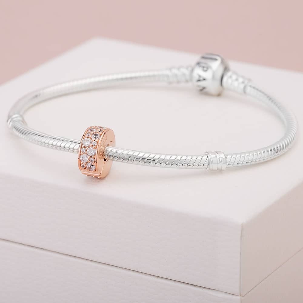 Pandora Rose Shining Elegance Silicone Clip