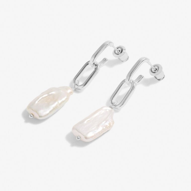 Joma Lumi Pearl Link Silver Earrings