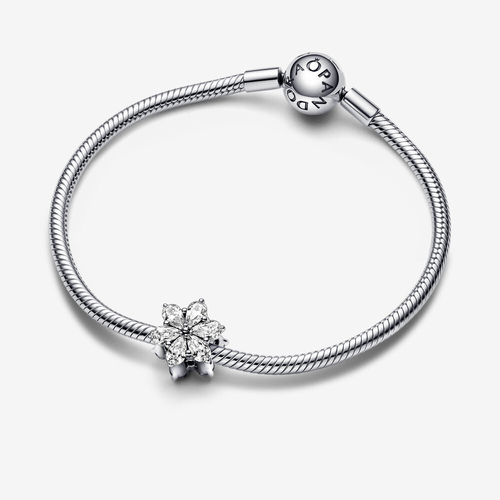 Pandora Sparkling Herbarium Cluster Charm