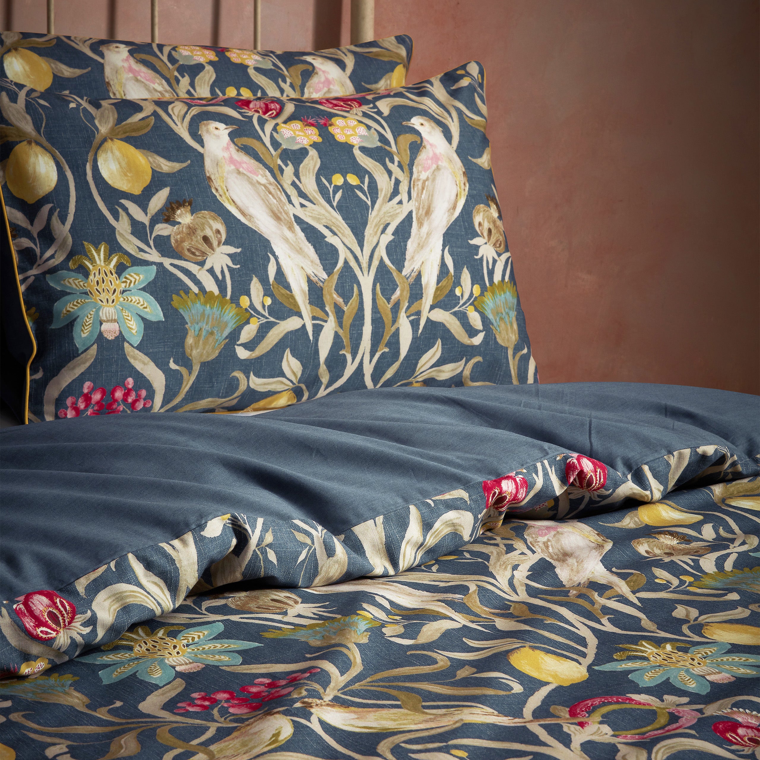 Liberty Traditional Floral Printed Piped King Duvet Cover Set Navy