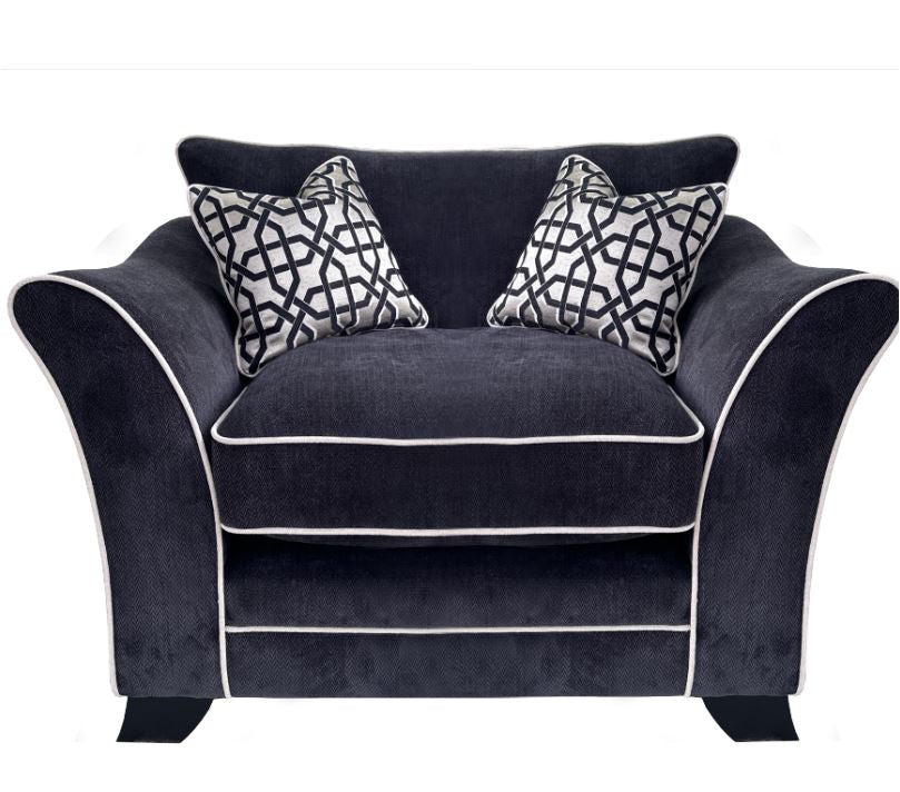 Chelsea Contrast Pipe Snuggle Chair