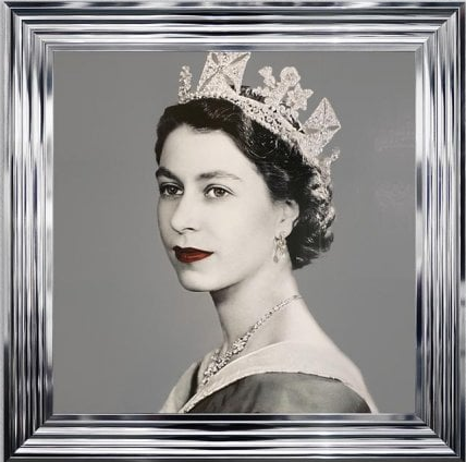 Queen Elizabeth II Portrait Picture